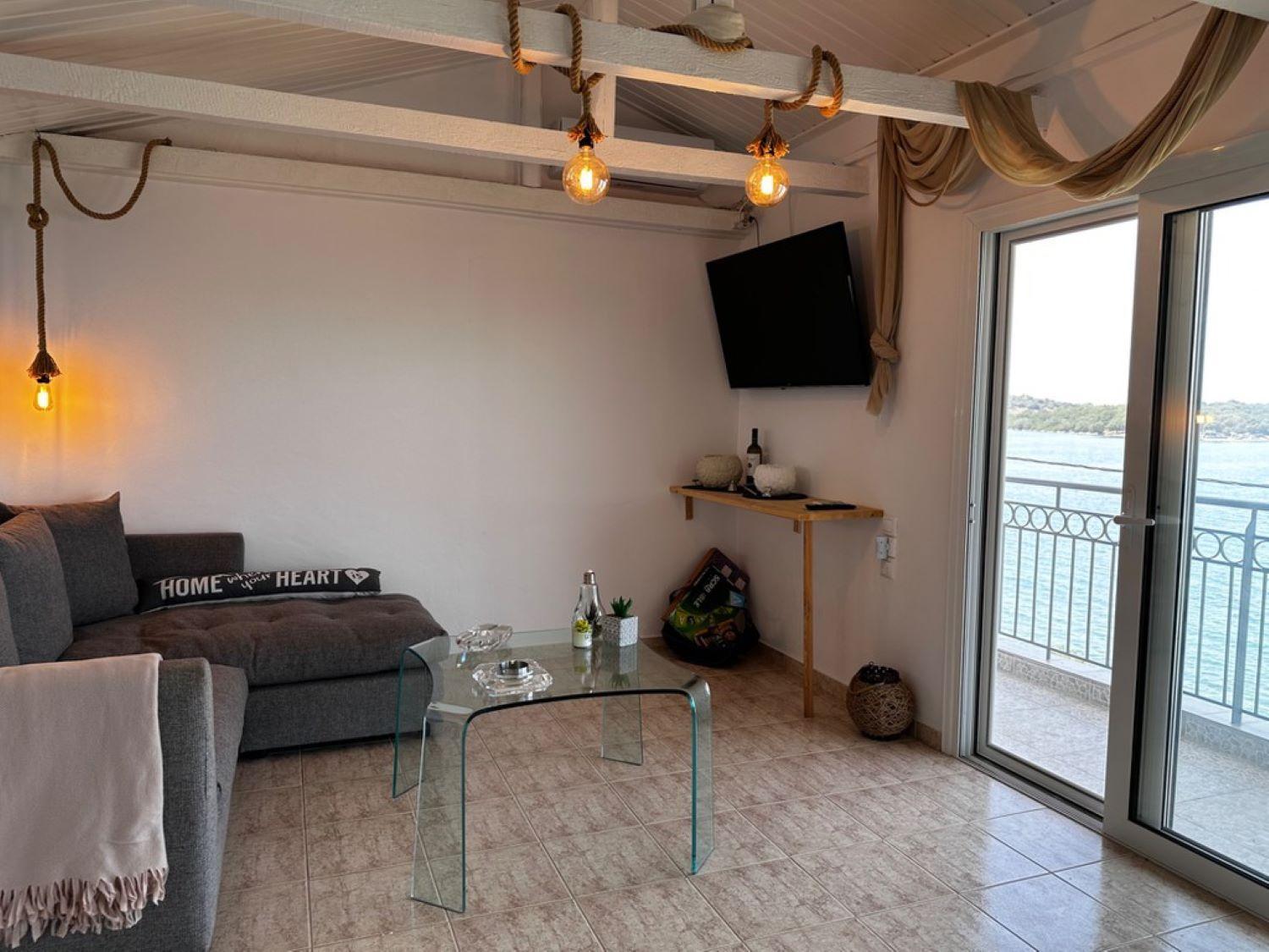 Arte Mare D'irene Apartment *