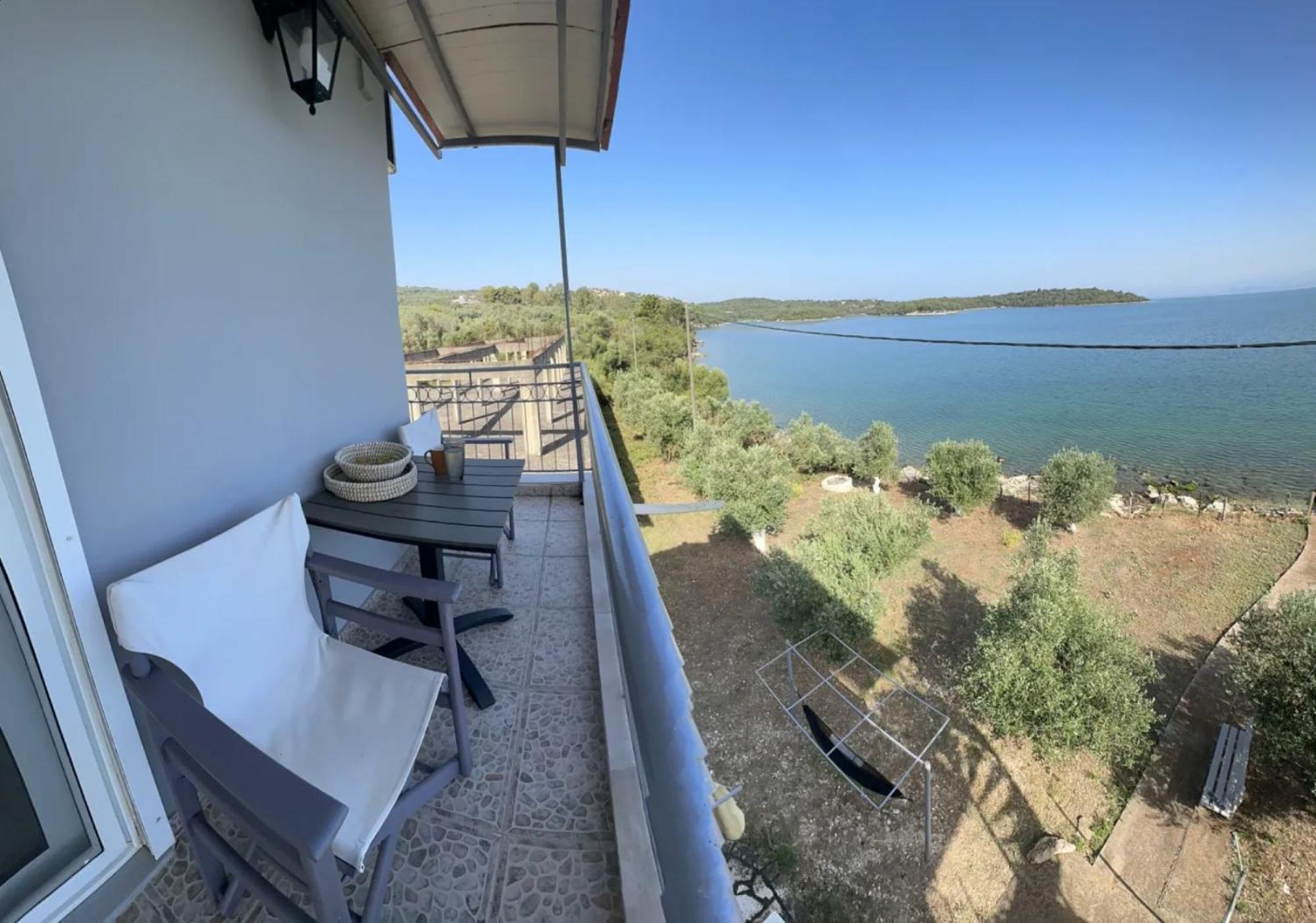 Arte Mare D'irene Apartment