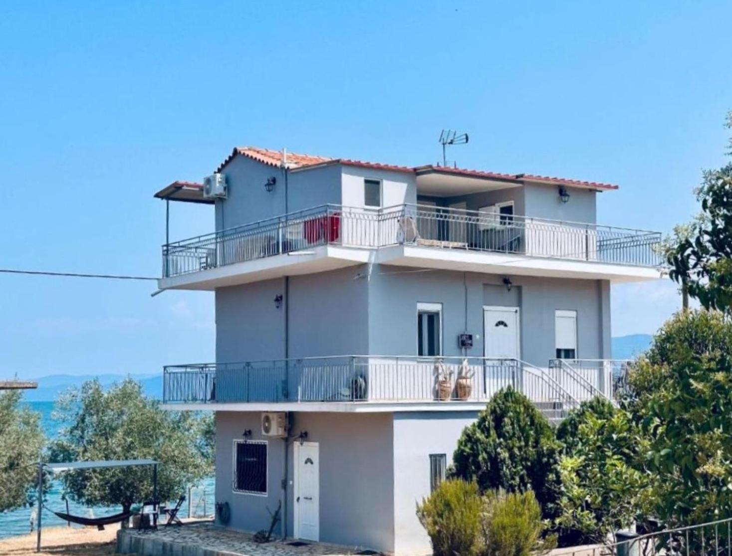 Arte Mare D'irene Apartment